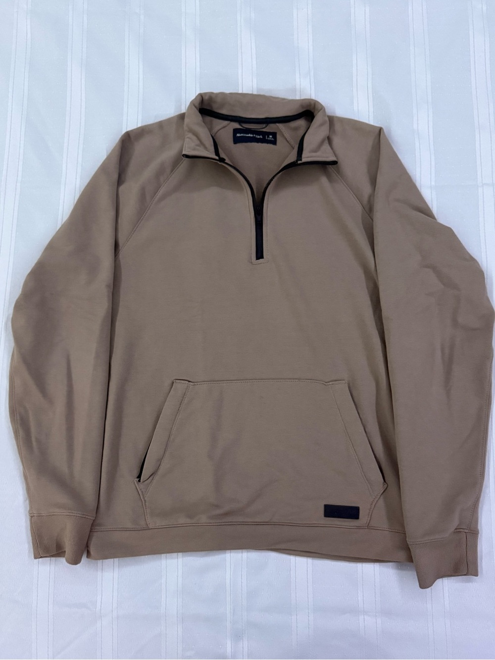 Men’s Abercrombie & Fitch Quarter-Zip (Size M)